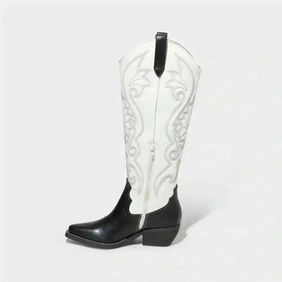 NWT Women's Kenzi Tall Western Dress Boots
- Wild Fable White 10 - Picture 3 of 4
